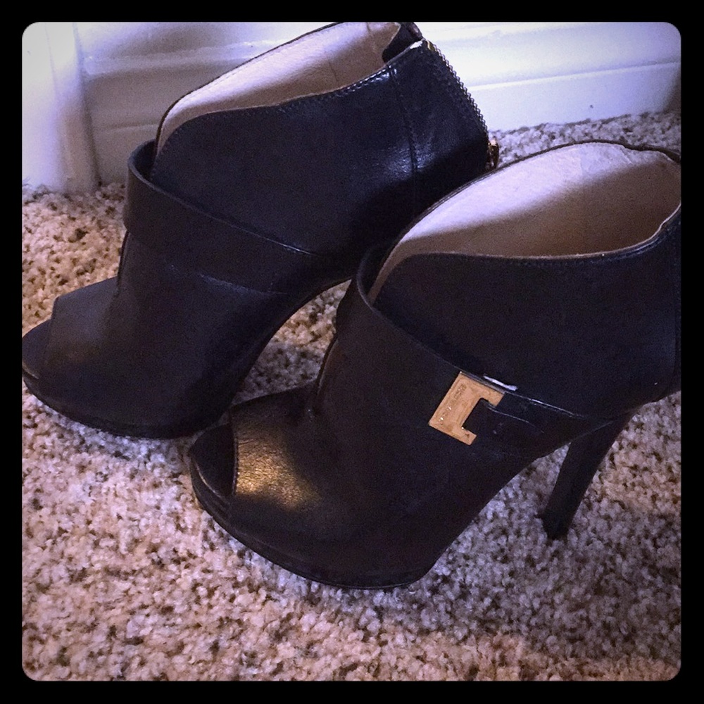 Michael Kors high heel